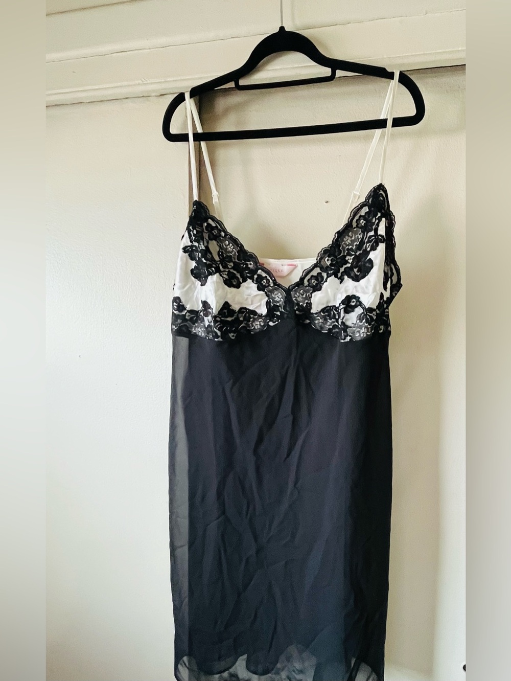 Black & White Lace lingerie by cacique Lane Bryant-Women’s Intimates Sz. 18/20